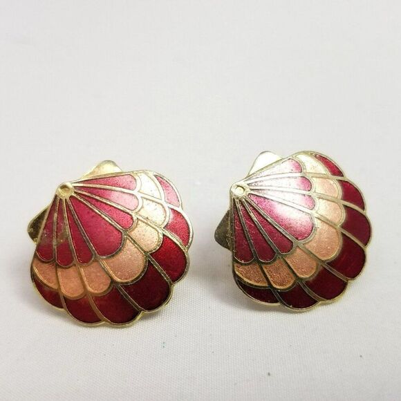 Vintage Enamel Shell Shape Clip On Earrings, Red Pink Color, 80s 90s Estate - Picture 1 of 6